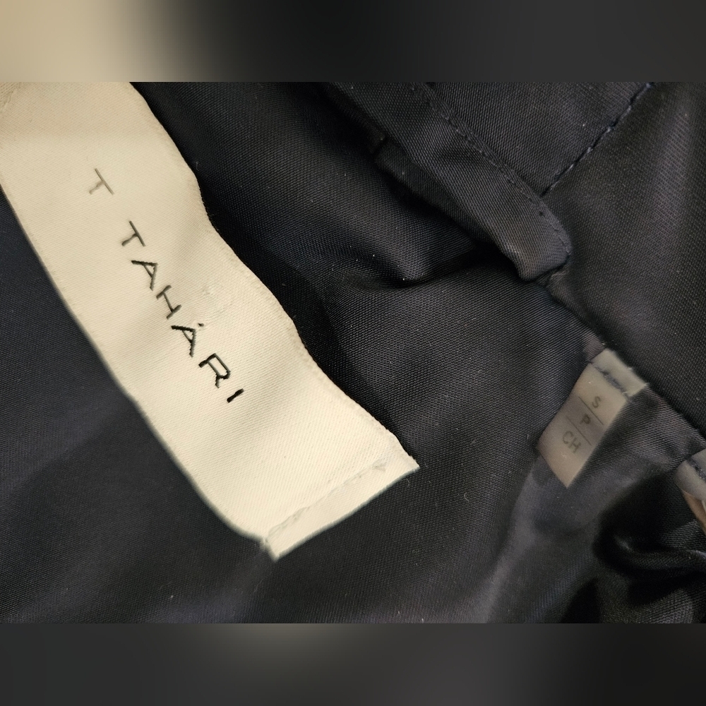 T Tahari Navy Quilted Belted Coat - Size S - Picture 10 of 16